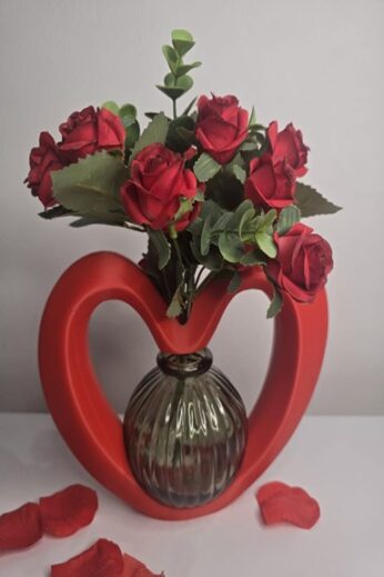 Vază decorativă în formă de inimă cu bol din sticlă – piesă statement pentru decor interior